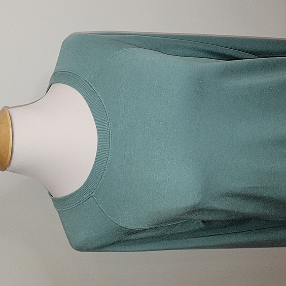 Athleta crewneck long sleeve pull over womens size M - Picture 2 of 9